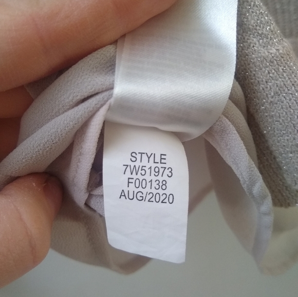 Lucky Brand Women's Platinum Silvery Sparkle Layered Sweater Small - Picture 9 of 9